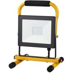 Harju work led valonheitin telineellÄ 30w 2400lumen Harju work led valonheitin telineellÄ 30w 2400lumen