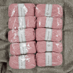 Istex alafosslopi 10-pak villalanka vaaleanpunainen 100g (1239) Istex alafosslopi 10-pak villalanka vaaleanpunainen 100g (1239)