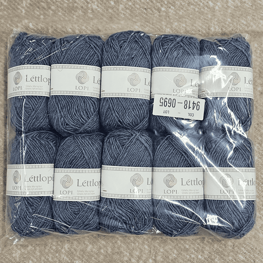 Istex lettlopi 10-pak villalanka tumma harmaansininen 50g (9418) Istex lettlopi 10-pak villalanka tumma harmaansininen 50g (9418)