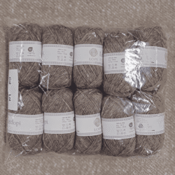 Istex lettlopi villalanka vaalea luonnonruskea 50g (0085) (kopio) Istex lettlopi villalanka vaalea luonnonruskea 50g (0085) (kopio)